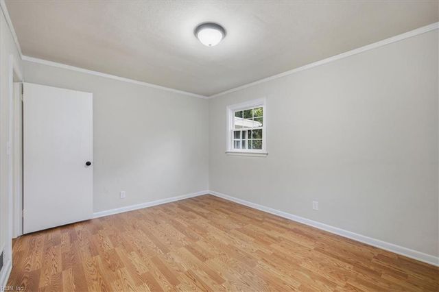 8200 Wedgewood DR, Norfolk, VA 23518