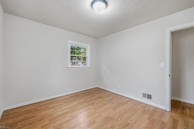 8200 Wedgewood DR, Norfolk, VA 23518