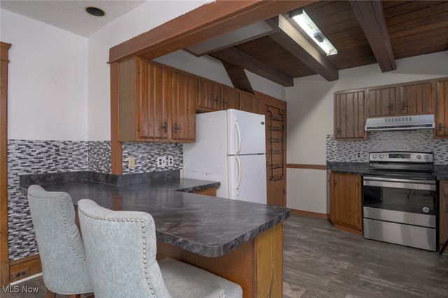 163 Van Buren Avenue, Ravenna, OH 44266