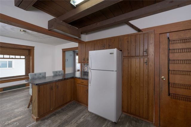 163 Van Buren Avenue, Ravenna, OH 44266