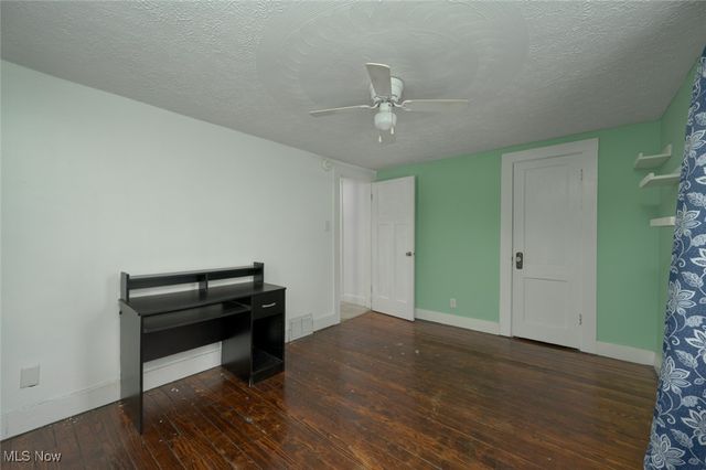 163 Van Buren Avenue, Ravenna, OH 44266