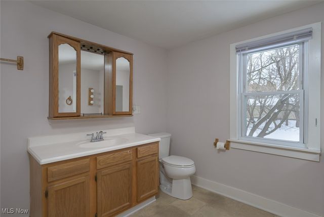 163 Van Buren Avenue, Ravenna, OH 44266