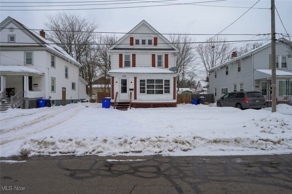 163 Van Buren Avenue, Ravenna, OH 44266