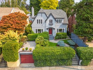 1812 10th Avenue E, Seattle, WA 98102