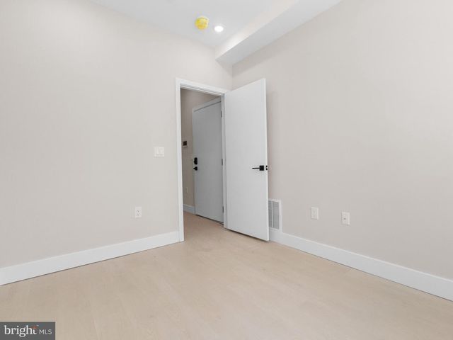 2053 E WILLIAM ST, Philadelphia, PA 19134