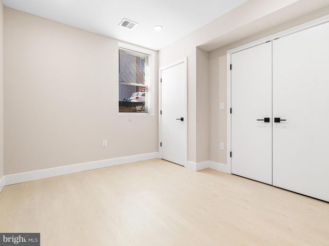 2053 E WILLIAM ST, Philadelphia, PA 19134