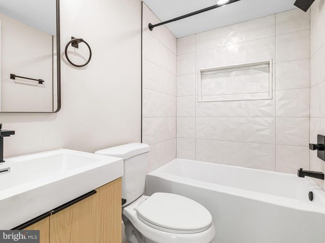 2053 E WILLIAM ST, Philadelphia, PA 19134