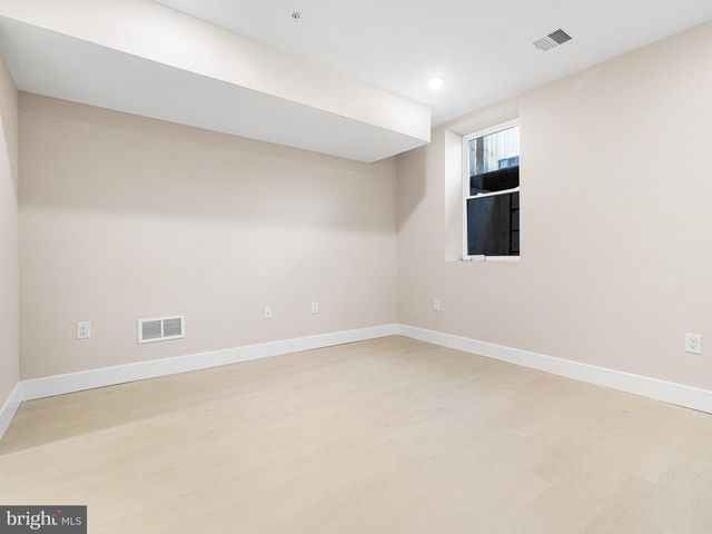 2053 E WILLIAM ST, Philadelphia, PA 19134