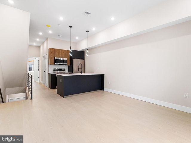 2053 E WILLIAM ST, Philadelphia, PA 19134