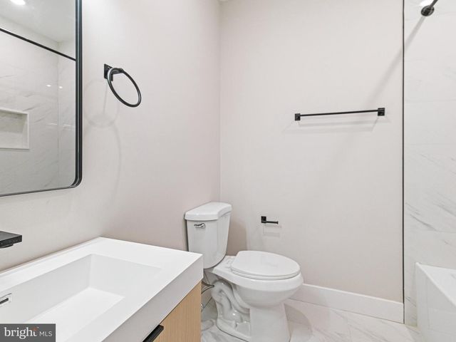 2053 E WILLIAM ST, Philadelphia, PA 19134