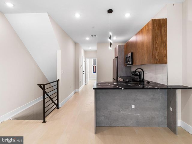 2053 E WILLIAM ST, Philadelphia, PA 19134