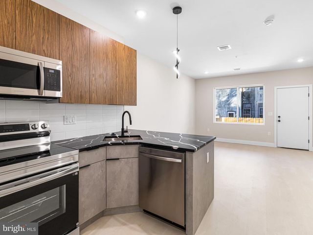 2053 E WILLIAM ST, Philadelphia, PA 19134