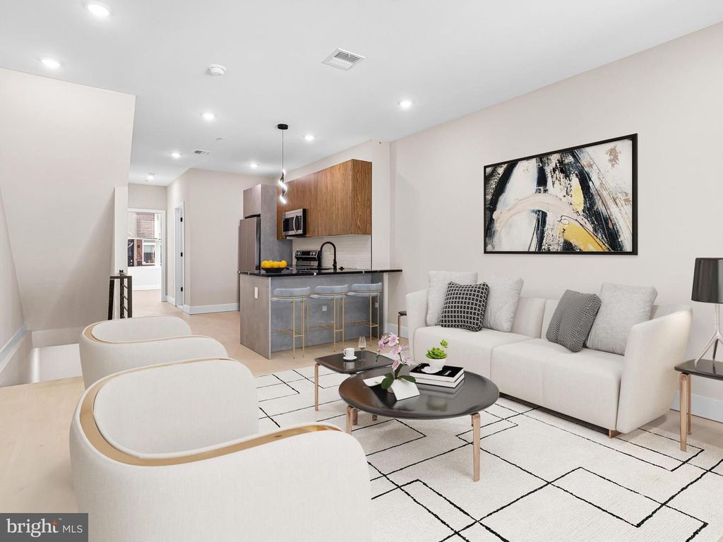 2053 E WILLIAM ST, Philadelphia, PA 19134