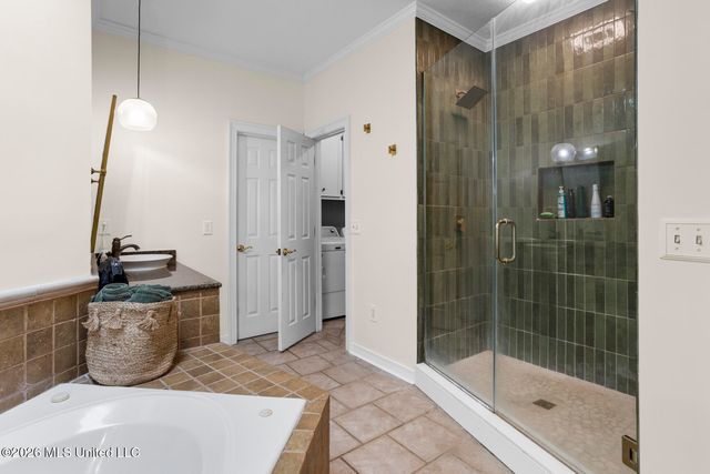 423 Woodlands Circle, Brandon, MS 39047