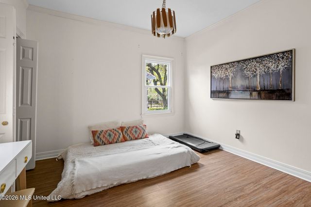 423 Woodlands Circle, Brandon, MS 39047