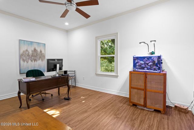 423 Woodlands Circle, Brandon, MS 39047