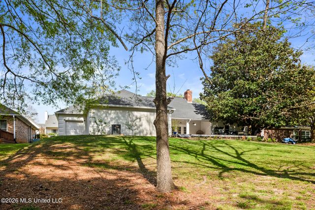 423 Woodlands Circle, Brandon, MS 39047