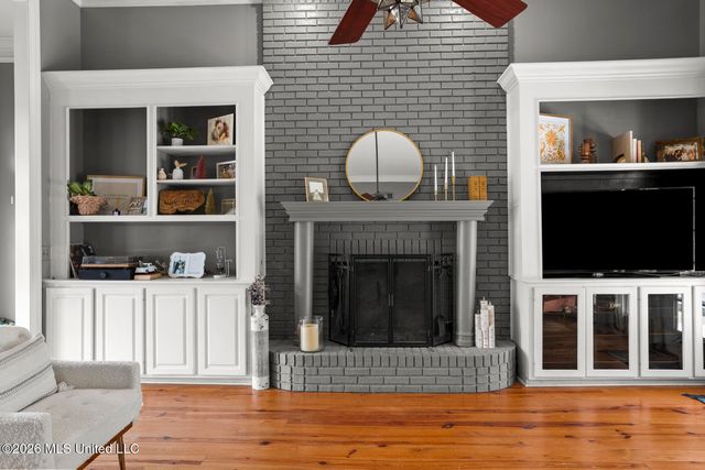 423 Woodlands Circle, Brandon, MS 39047