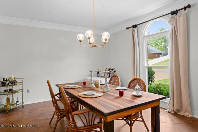 423 Woodlands Circle, Brandon, MS 39047