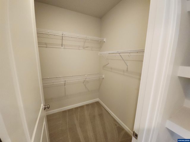 704 Magnolia Av, Woodburn, OR 97071