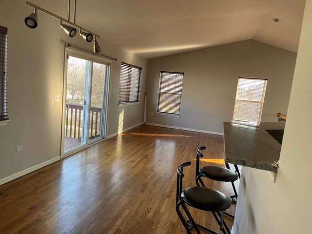 3031 SAGANASHKEE Lane, Naperville, IL 60564