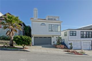 320 Marine Avenue, Manhattan Beach, CA 90266