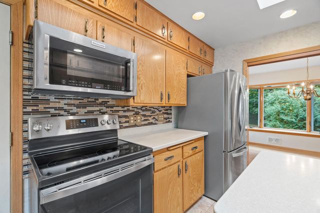 2033 Virginia Avenue S, Saint Louis Park, MN 55426