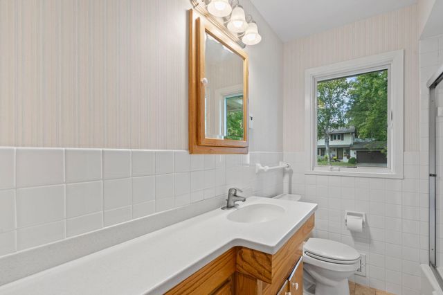 2033 Virginia Avenue S, Saint Louis Park, MN 55426