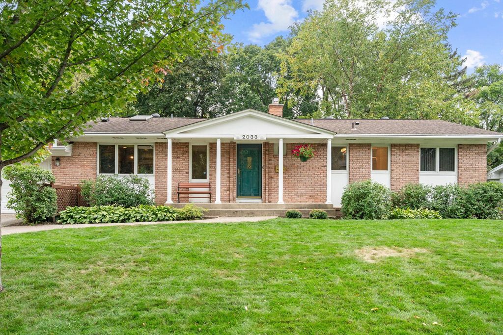 2033 Virginia Avenue S, Saint Louis Park, MN 55426