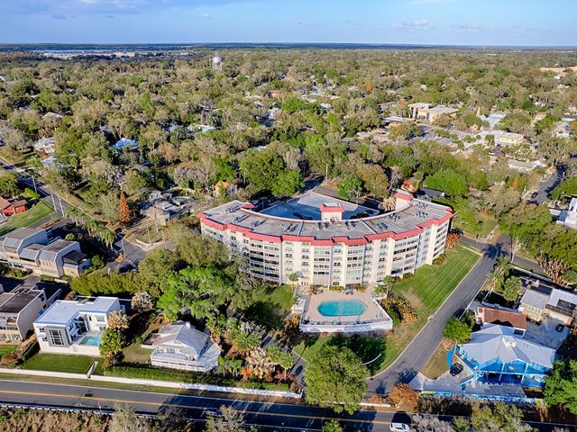 601 N MCDONALD STREET 109, Mount Dora, FL 32757