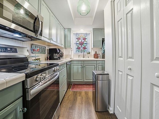 601 N MCDONALD STREET 109, Mount Dora, FL 32757