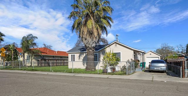 630 N Watts Ave, Stockton, CA 95205