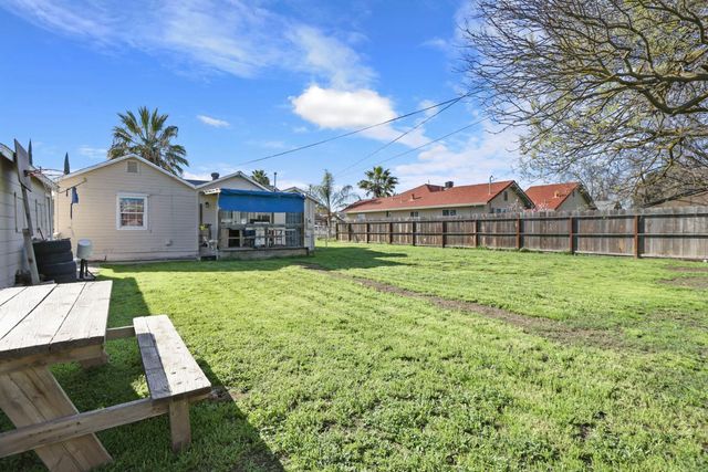 630 N Watts Ave, Stockton, CA 95205