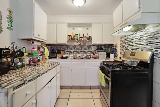 630 N Watts Ave, Stockton, CA 95205