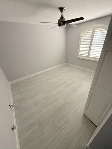 8645 Via Giula, Boca Raton, FL 33496