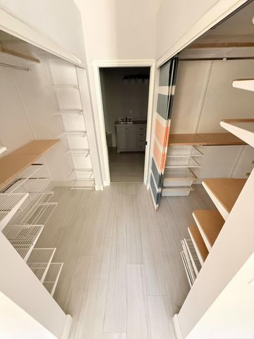 8645 Via Giula, Boca Raton, FL 33496