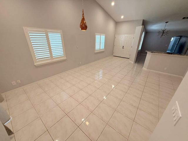 8645 Via Giula, Boca Raton, FL 33496