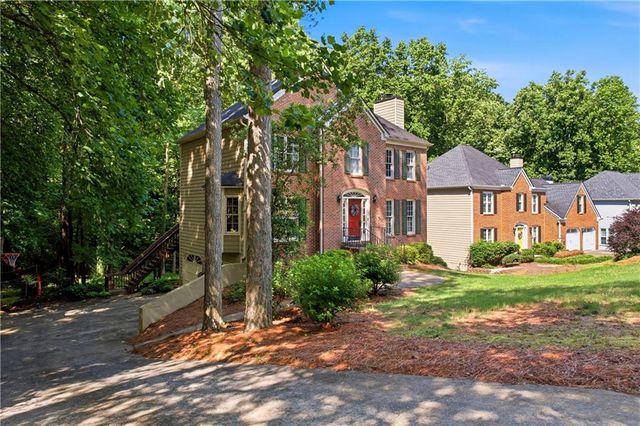 2059 Sanderlings Drive NW, Kennesaw, GA 30152