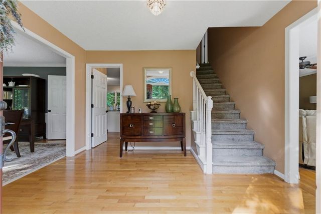 2059 Sanderlings Drive NW, Kennesaw, GA 30152