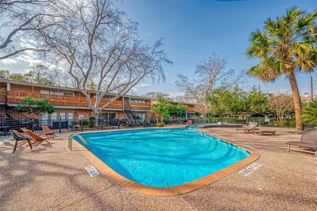 3934 W Alabama Street 4, Houston, TX 77027