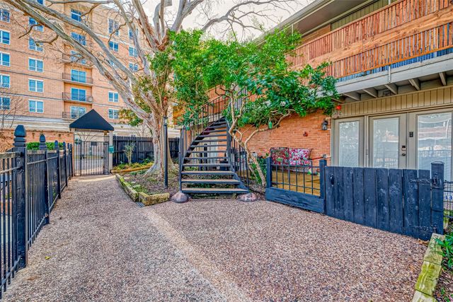 3934 W Alabama Street 4, Houston, TX 77027