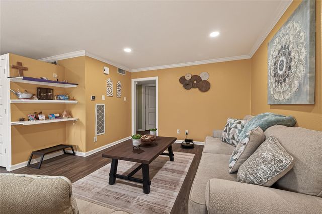 3934 W Alabama Street 4, Houston, TX 77027