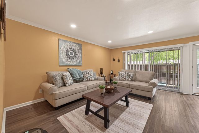 3934 W Alabama Street 4, Houston, TX 77027