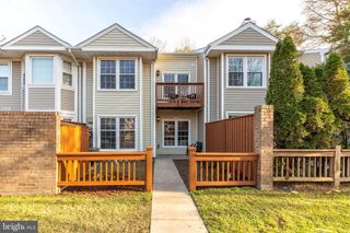 6080 DEER HILL CT, Centreville, VA 20121