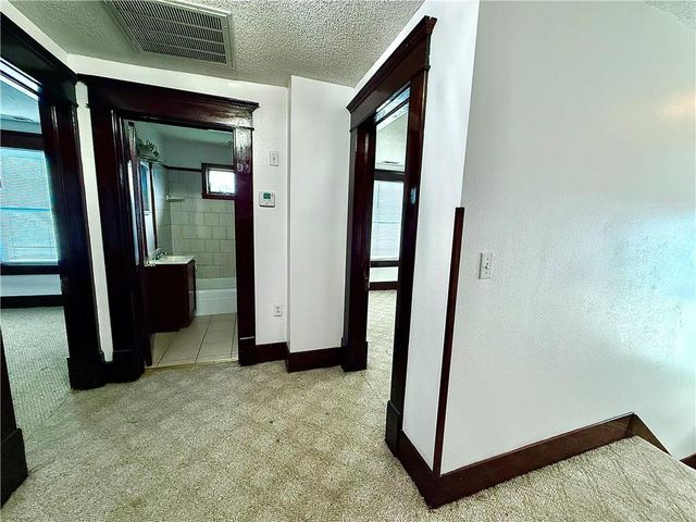 415 W 4th Street, Maryville, MO 64468