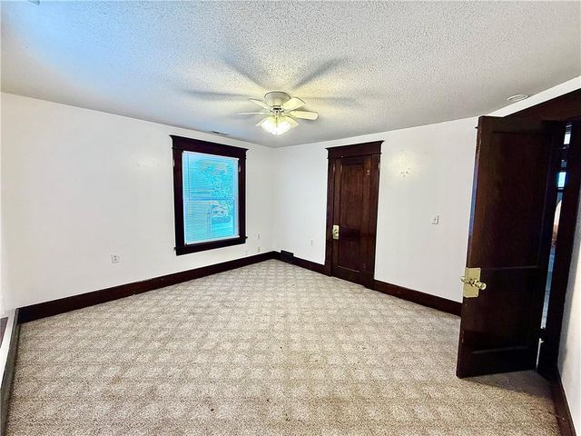 415 W 4th Street, Maryville, MO 64468