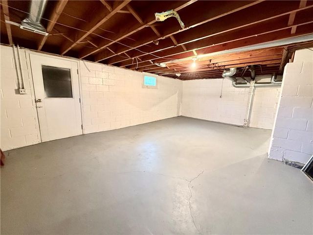 415 W 4th Street, Maryville, MO 64468