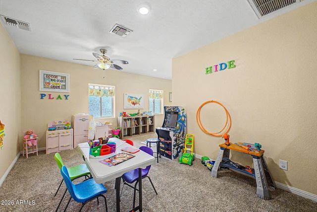760 N COMANCHE Drive, Chandler, AZ 85224