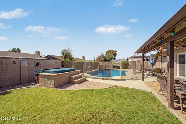 760 N COMANCHE Drive, Chandler, AZ 85224