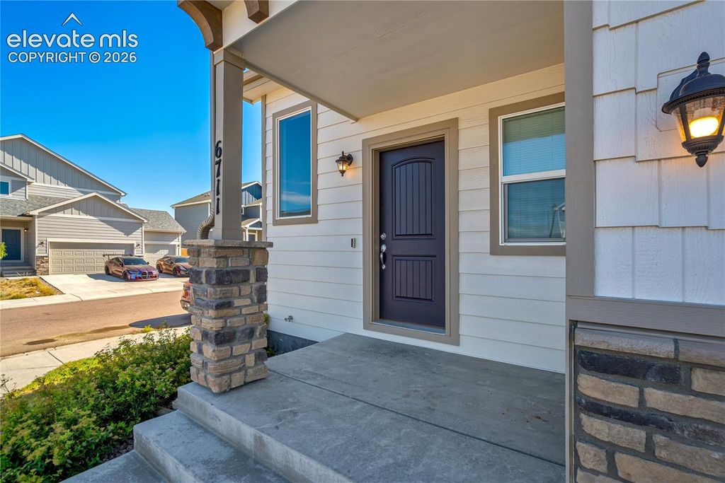 6711 Skuna Drive, Colorado Springs, CO 80925 — photo 3